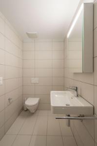 Dusche/WC (Musterfoto)